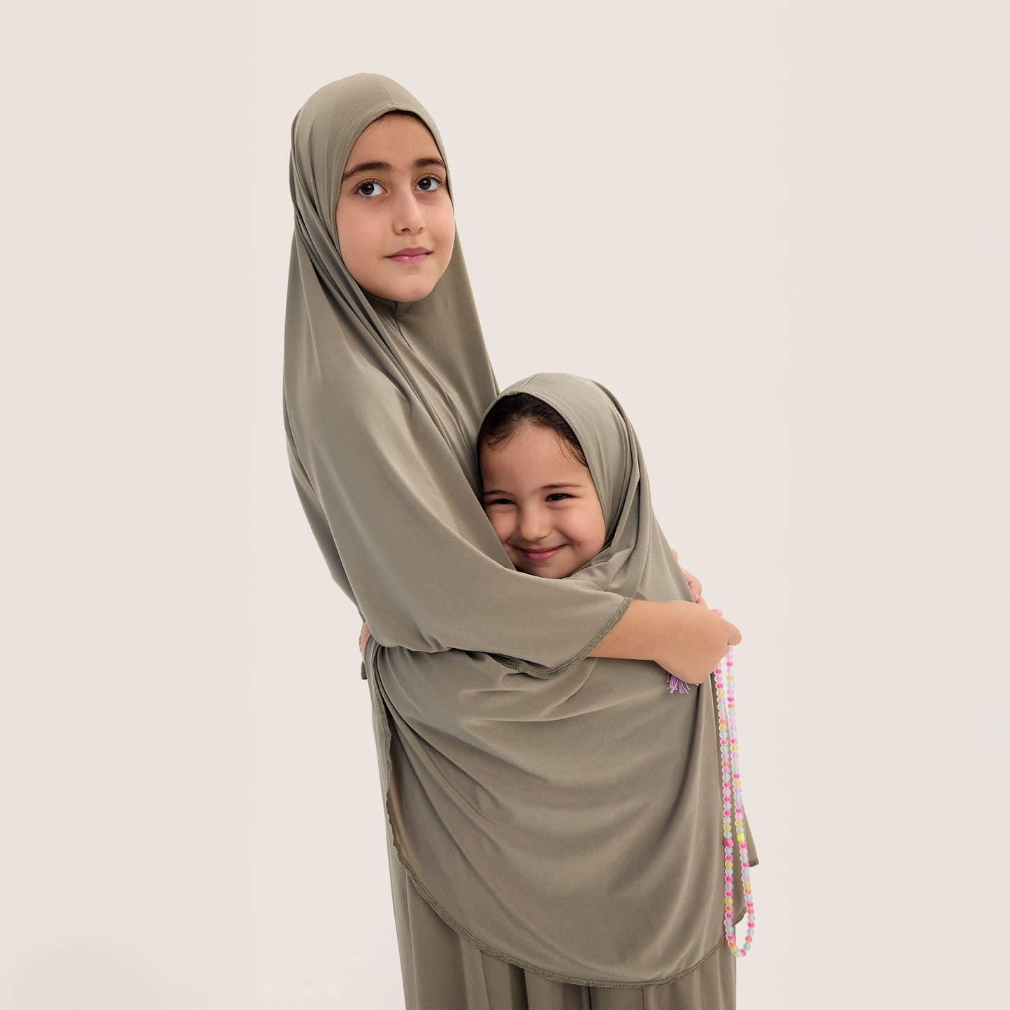 طقم صلاة للأطفال، لون كاكي.